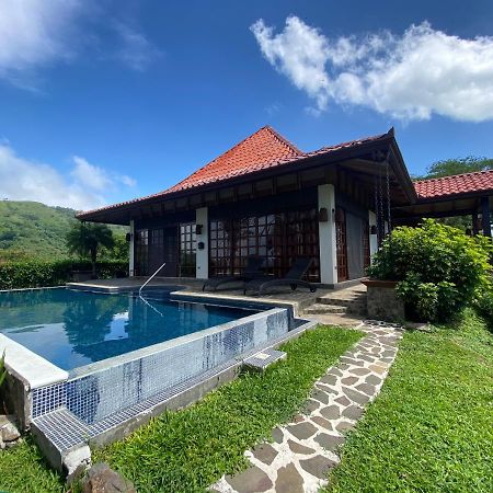 Tropical Balinese Villa Atenas Escobal Ngoại thất bức ảnh