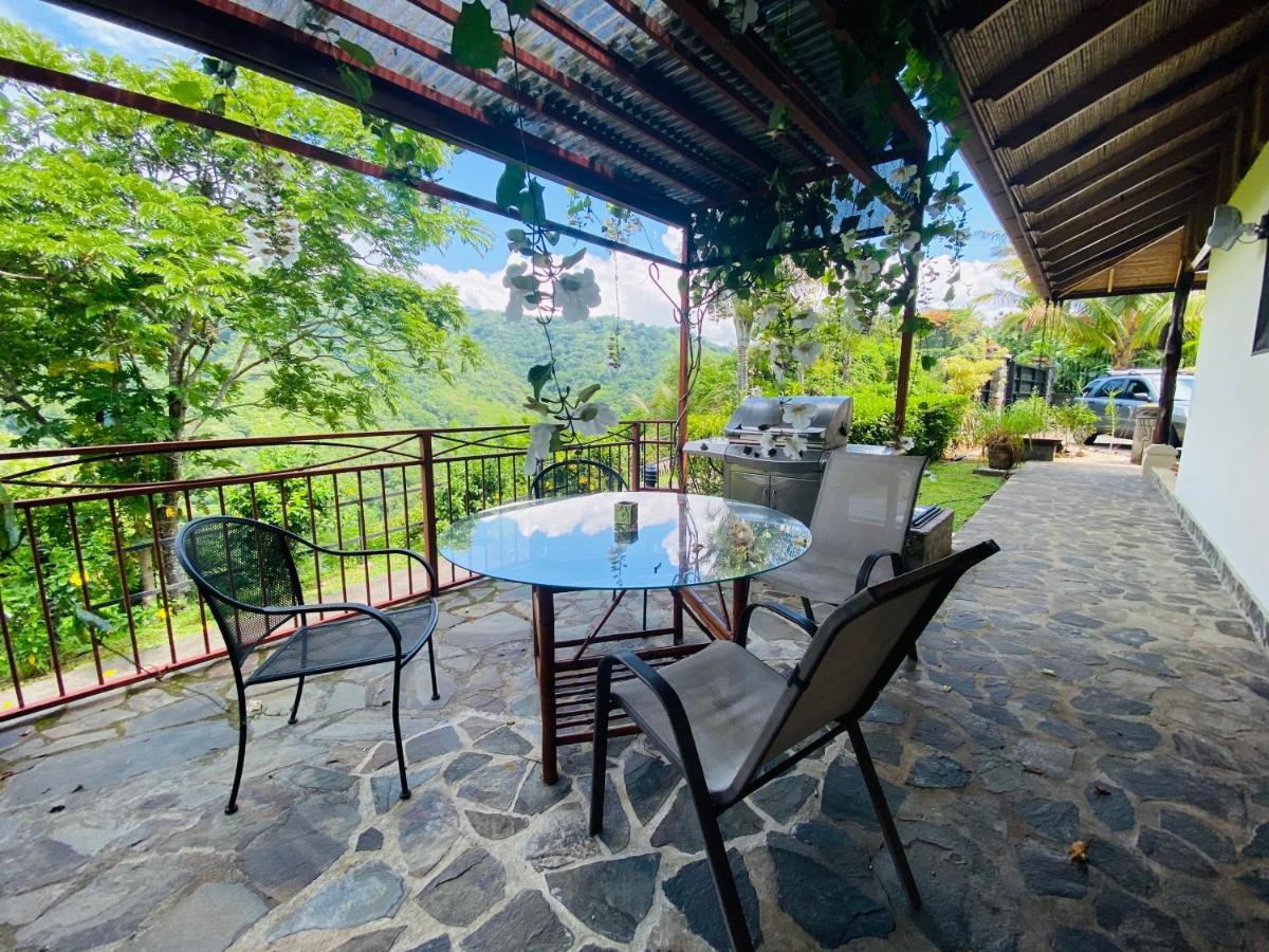 Tropical Balinese Villa Atenas Escobal Ngoại thất bức ảnh