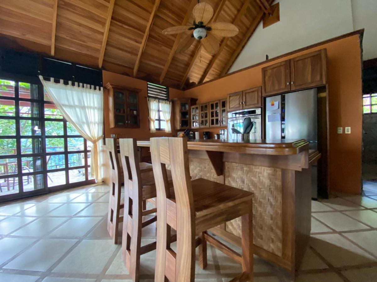 Tropical Balinese Villa Atenas Escobal Ngoại thất bức ảnh